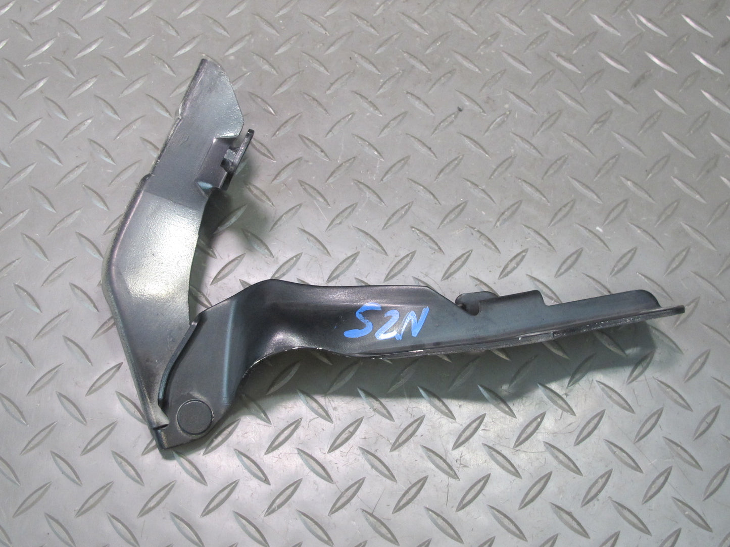 04-09 Nissan 350Z Z33 Front Hood Left & Right Hinge Set Black OEM