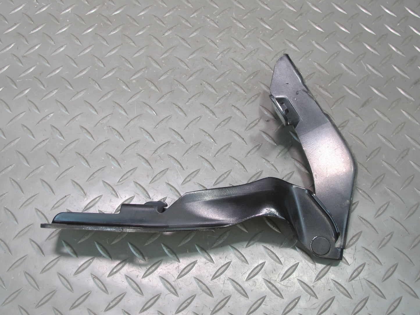 04-09 Nissan 350Z Z33 Front Hood Left & Right Hinge Set Black OEM