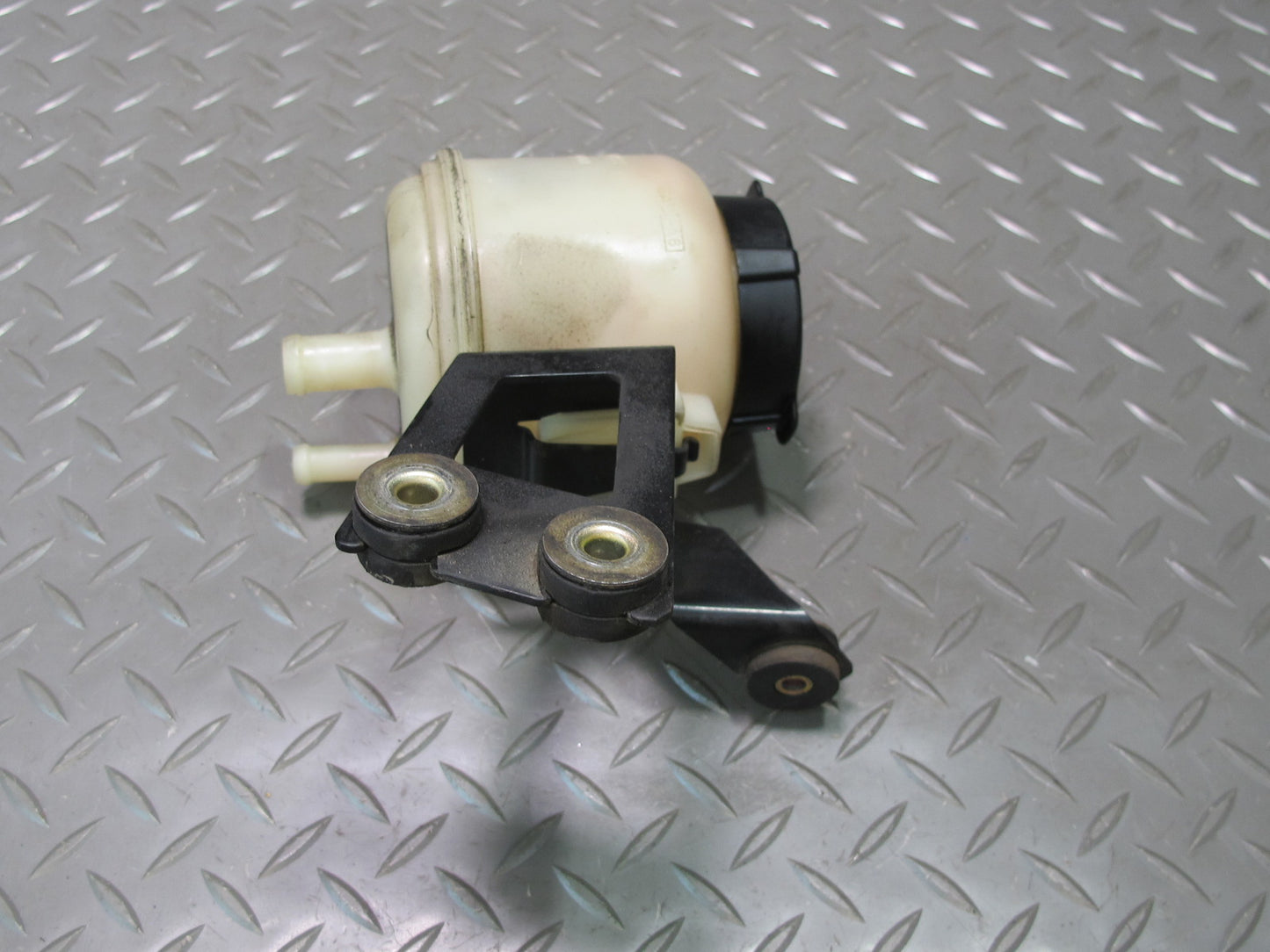 04-07 Nissan 350Z Z33 Convert Power Steering Fluid Reservoir Tank w Bracket OEM