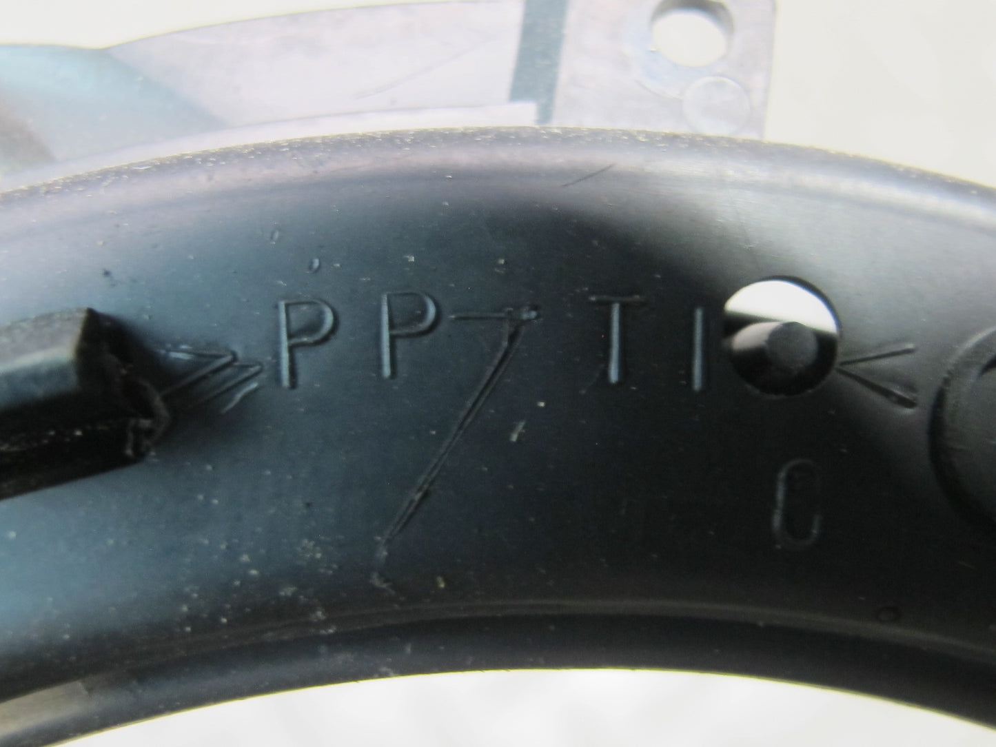 04-05 Nissan 350Z Z33 M/T Manual Transmission Shifter Ring Trim Bezel Silver OEM