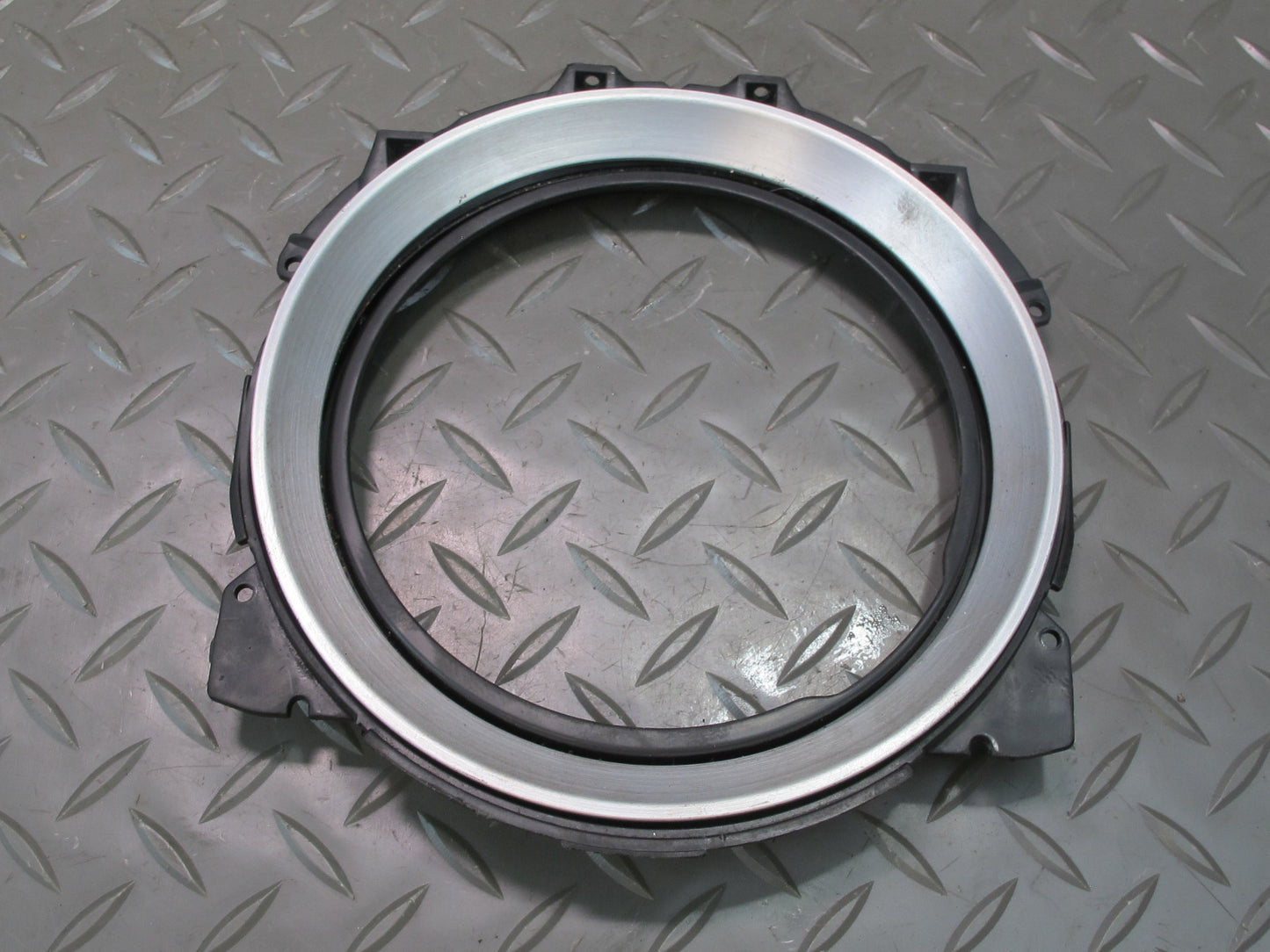 04-05 Nissan 350Z Z33 M/T Manual Transmission Shifter Ring Trim Bezel Silver OEM