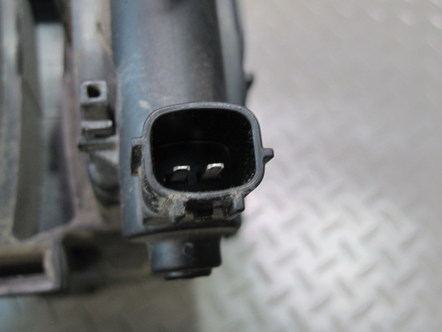 03-09 Nissan 350Z Z33 Fuel Evap Vapor Charcoal Canister 14950-AM600 OEM