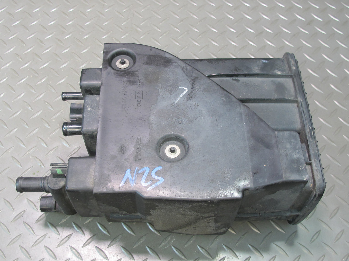 03-09 Nissan 350Z Z33 Fuel Evap Vapor Charcoal Canister 14950-AM600 OEM