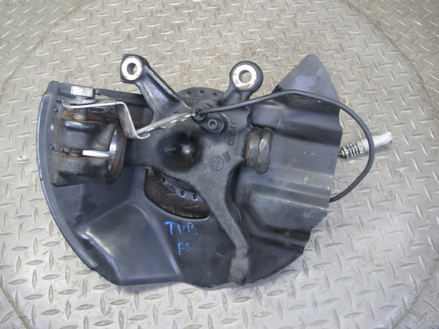 01-06 BMW E46 330ci RWD Front Right Spindle Knuckle Wheel Hub Bearing OEM