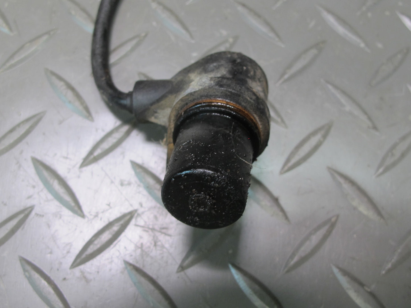 99-00 VW Eurovan T4 2.8L Engine Knock Sensor Set of 2 OEM