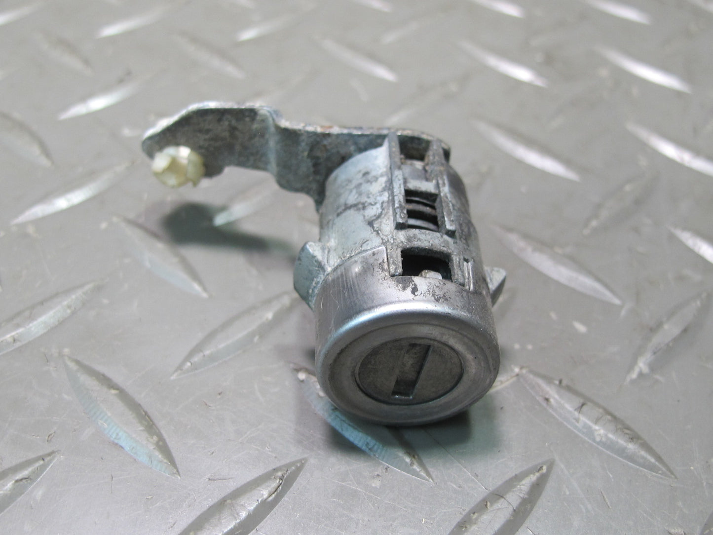 97-04 Chevrolet Corvette C5 Ignition Switch Door Glove Console Lock KEY Set OEM