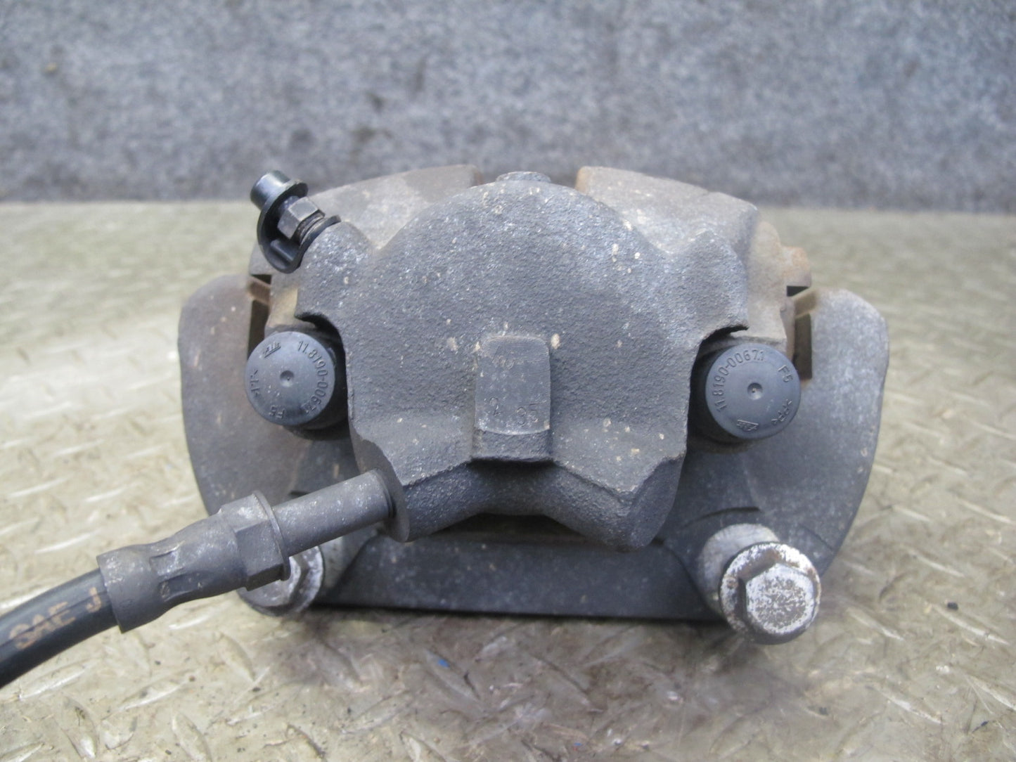 01-06 BMW E46 330i 330Ci RWD Set of 2 Front Left & Right Brake Caliper OEM