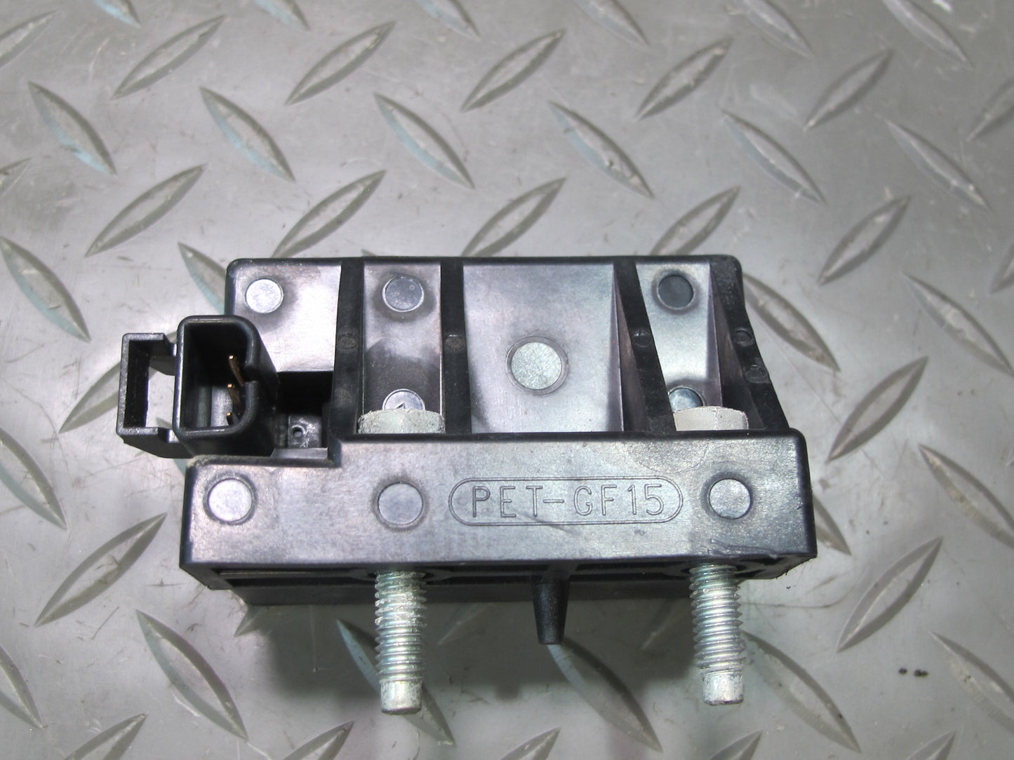 98-04 Chevrolet Corvette C5 YAW Turn Rate Acceleration Speed Sensor 10277333 OEM