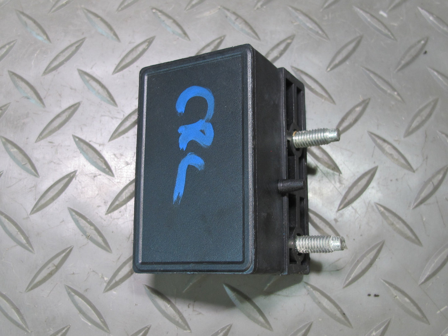 98-04 Chevrolet Corvette C5 YAW Turn Rate Acceleration Speed Sensor 10277333 OEM