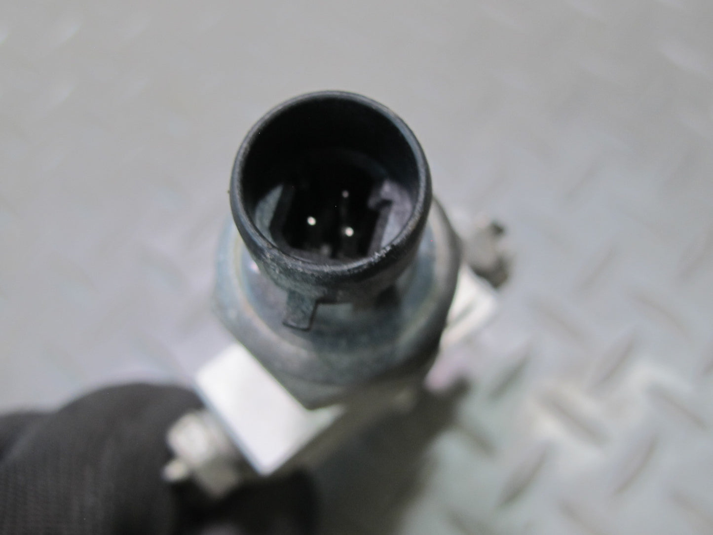 97-04 Chevrolet Corvette C5 Brake Proportioning Valve 10411077 88K OEM