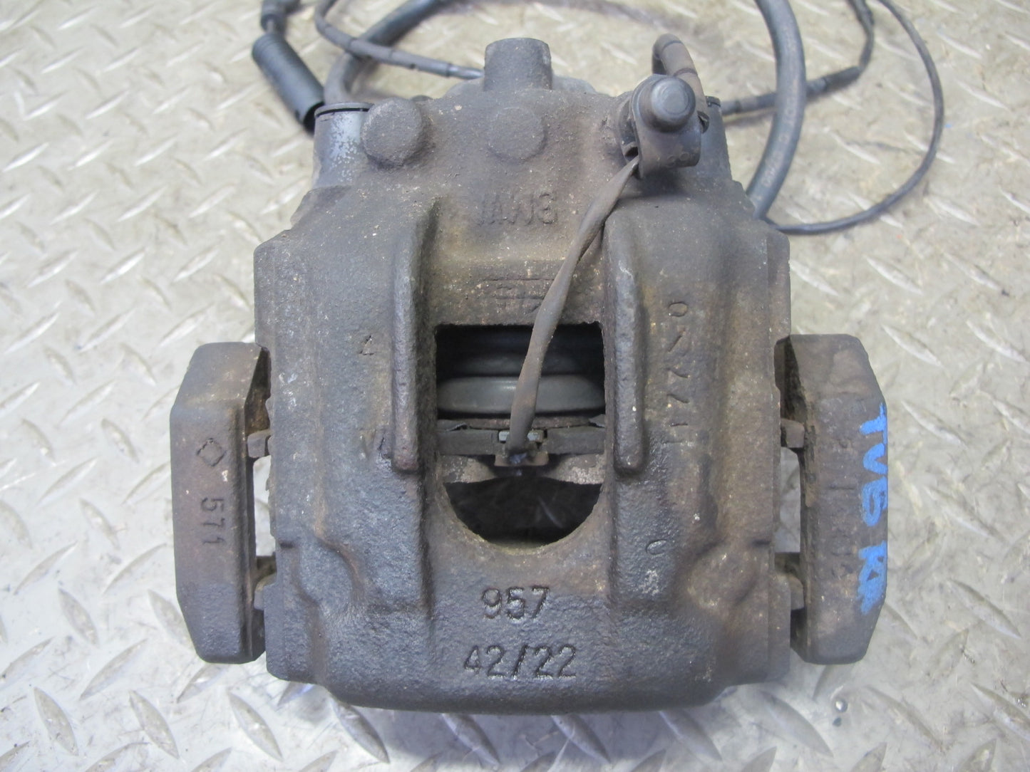 01-06 BMW E46 330i 330Ci RWD Set of 2 Rear Left & Right Brake Caliper OEM