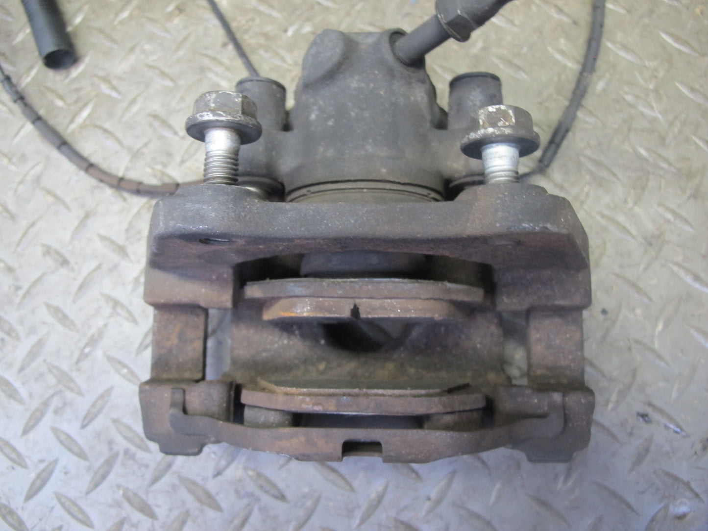 01-06 BMW E46 330i 330Ci RWD Set of 2 Rear Left & Right Brake Caliper OEM