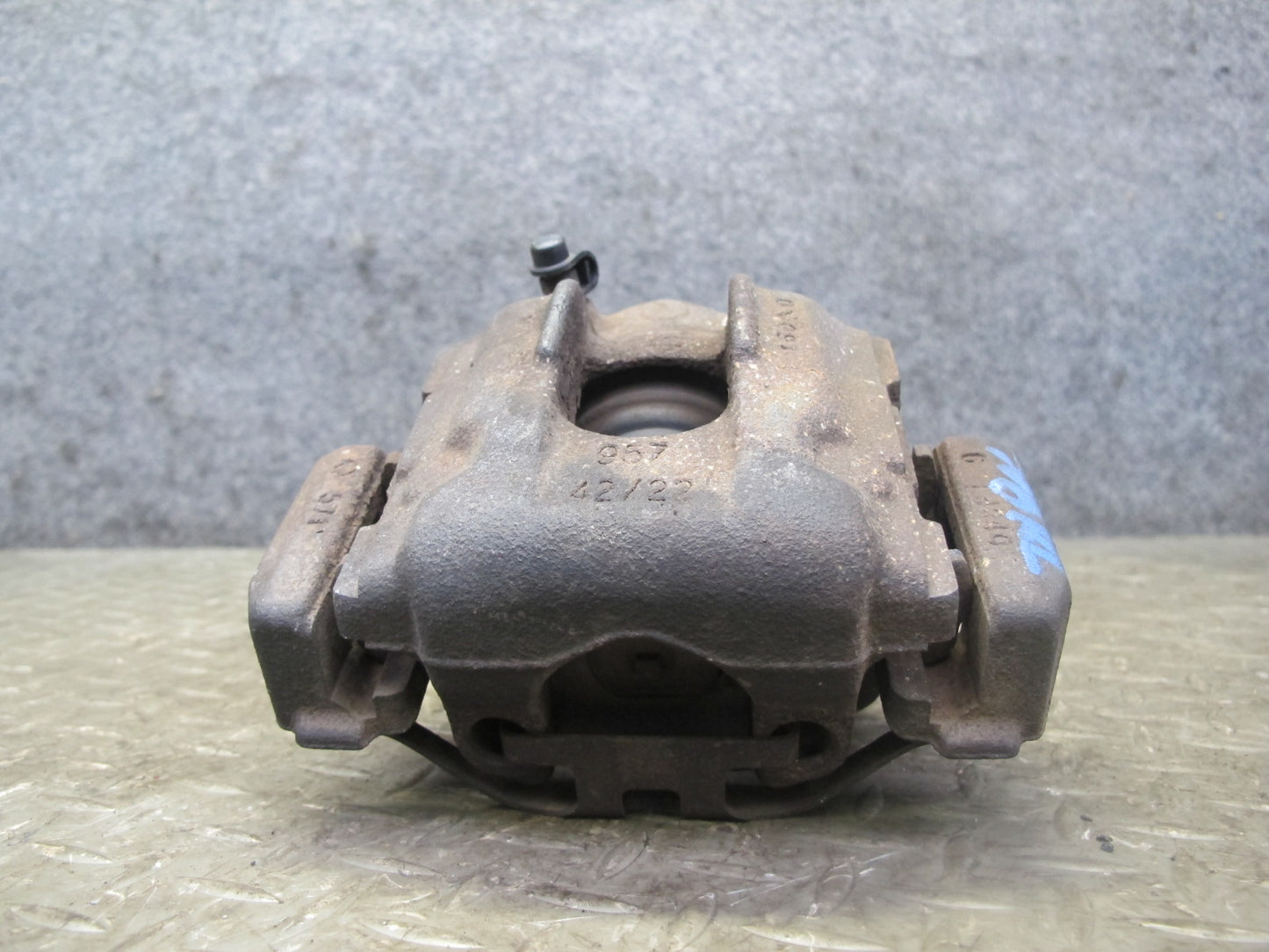 01-06 BMW E46 330i 330Ci RWD Set of 2 Rear Left & Right Brake Caliper OEM