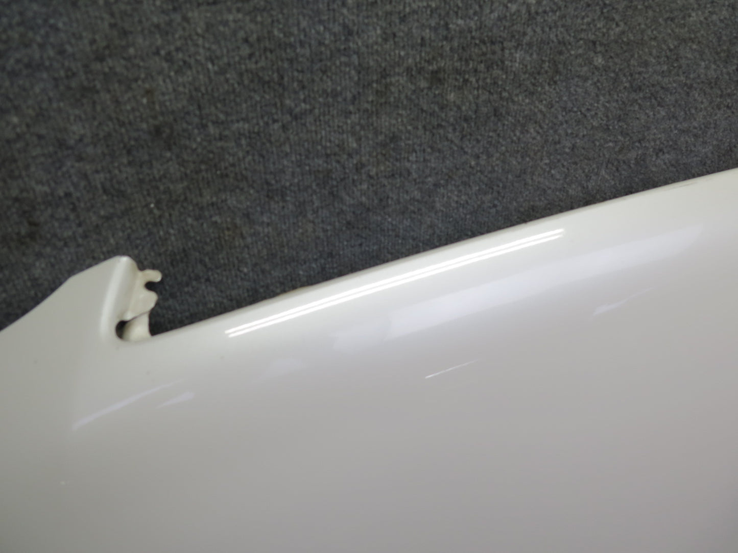 1998-2007 Lexus UZJ100L LX470 Front Hood Bonnet Shell Panel Crystal White