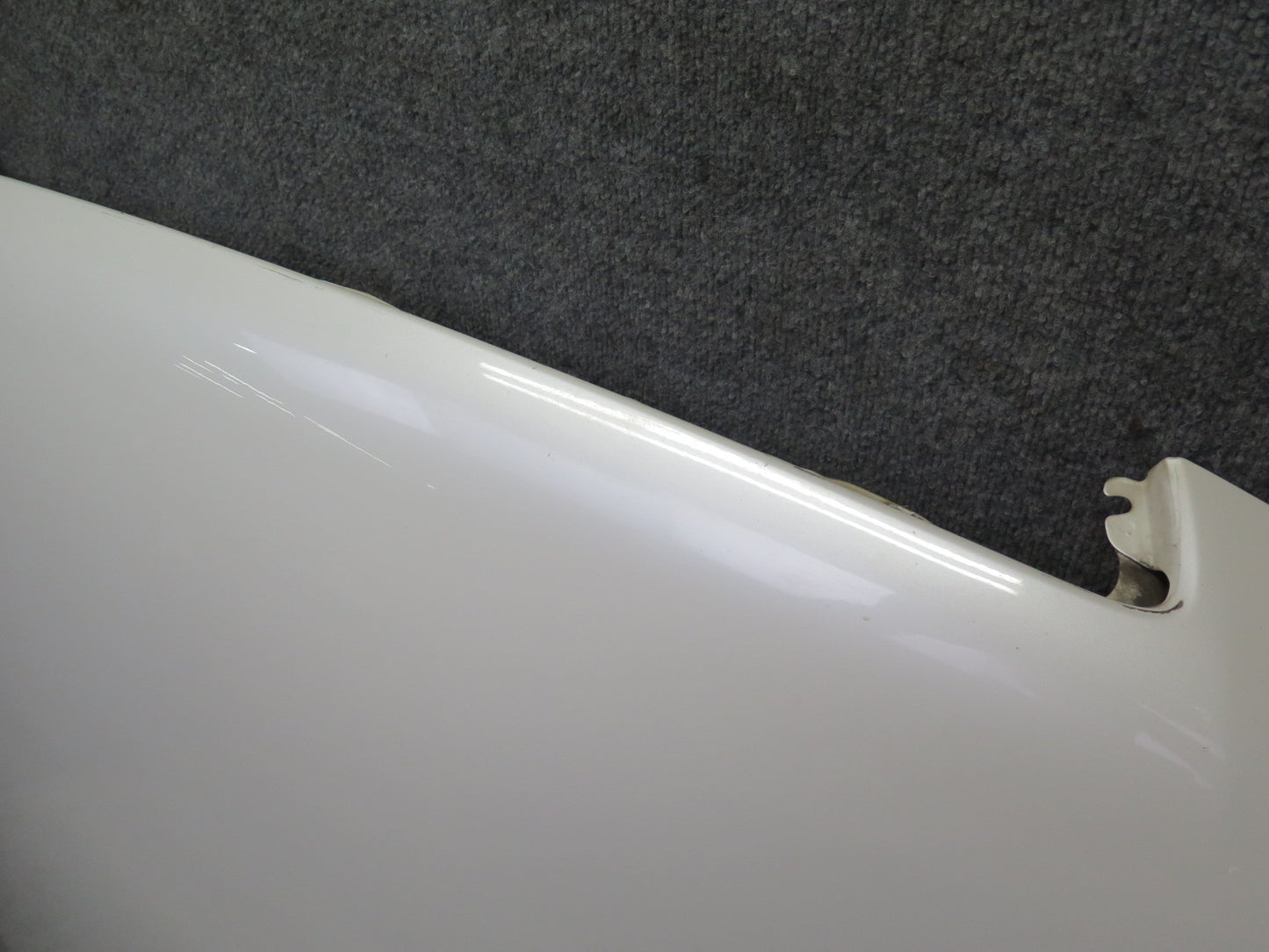 1998-2007 Lexus UZJ100L LX470 Front Hood Bonnet Shell Panel Crystal White