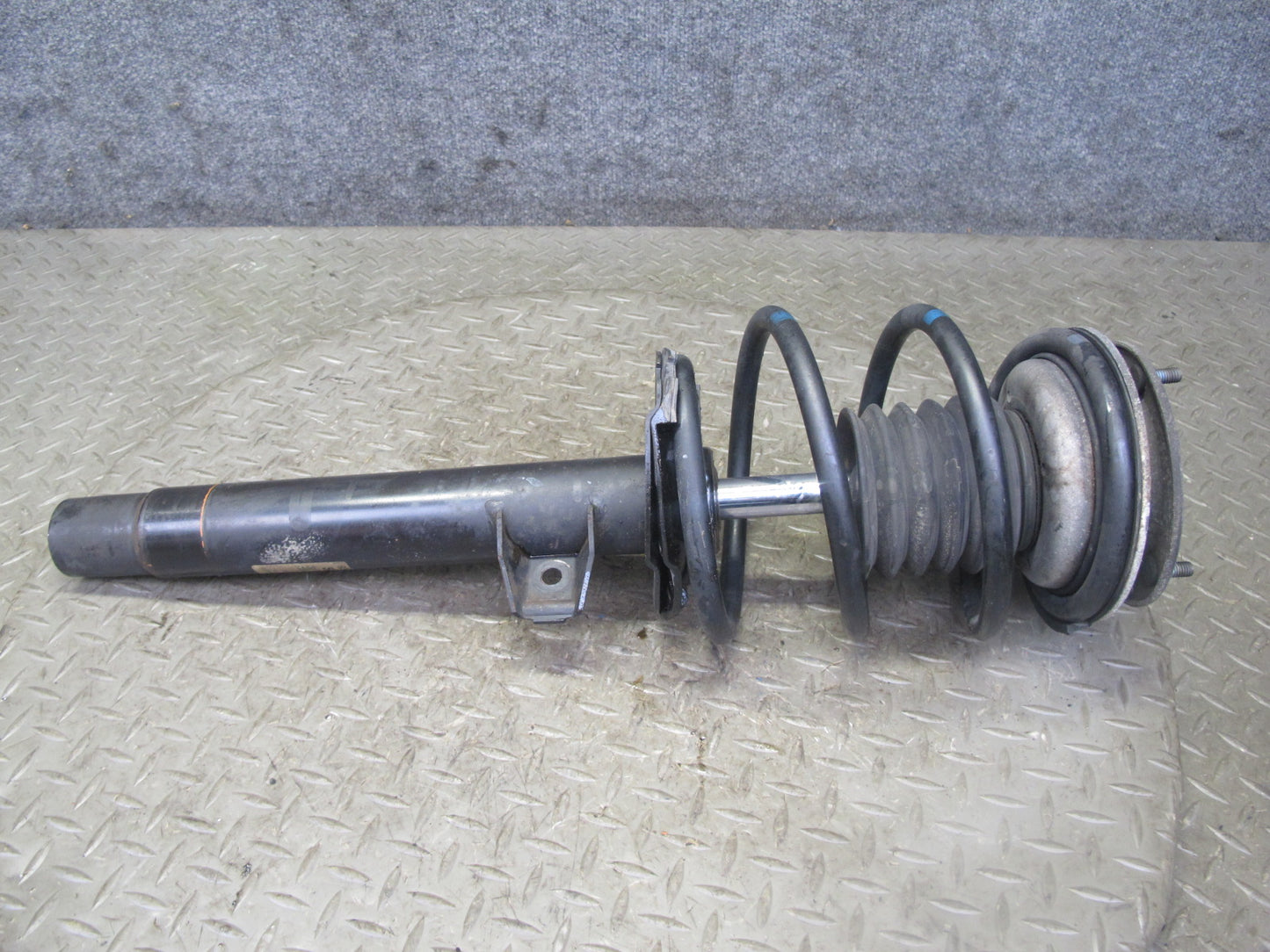 01-06 BMW E46 330Ci Coupe Convertible Set of 2 Front Strut Shock Absorber OEM