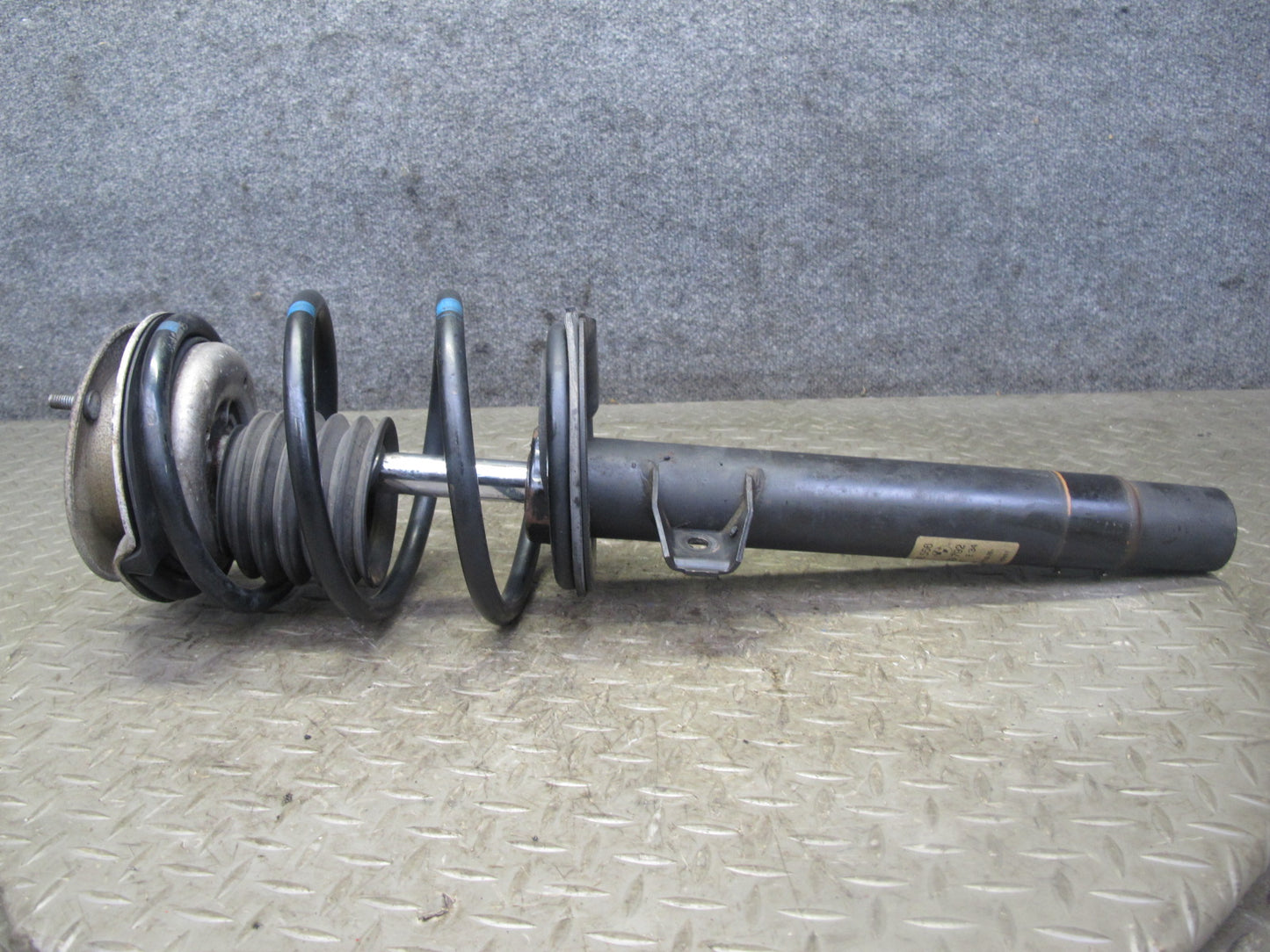 01-06 BMW E46 330Ci Coupe Convertible Set of 2 Front Strut Shock Absorber OEM