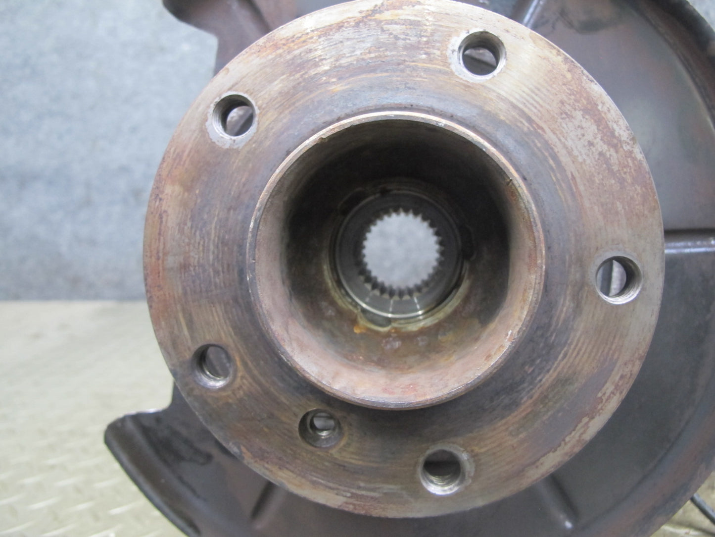 96-99 BMW E36/7 Z3 1.9L Rear Right Spindle Knuckle Wheel Hub Trailing Arm OEM