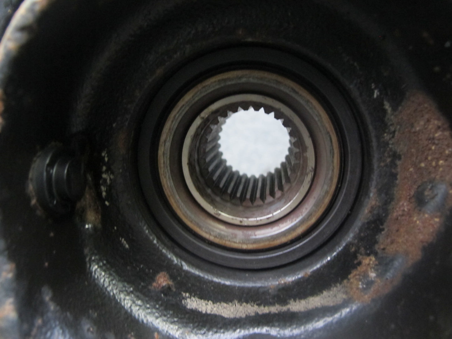 96-99 BMW E36/7 Z3 1.9L Rear Right Spindle Knuckle Wheel Hub Trailing Arm OEM