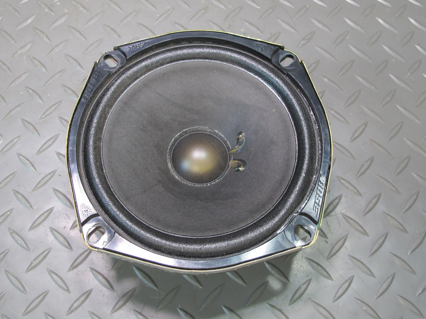 98-04 Chevrolet Corvette C5 Coupe Set of 2 Rear Left & Right Audio Speaker OEM