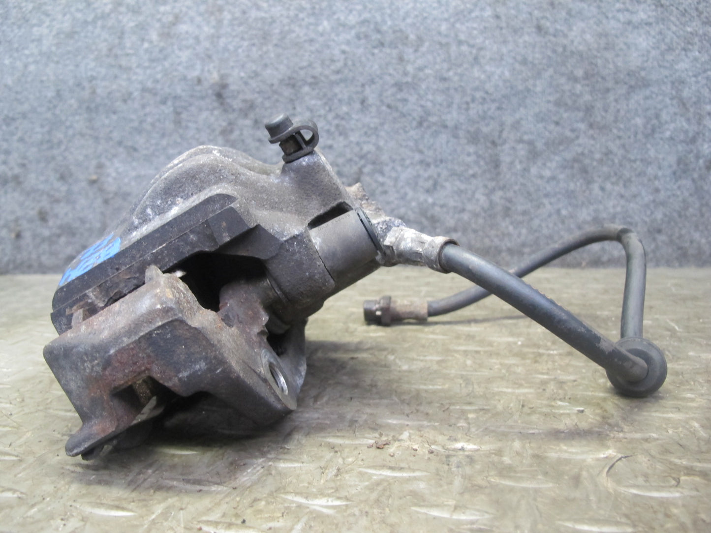 96-99 BMW E36/7 Z3 1.9L M44 Set of 2 Front Right & Left Brake Caliper OEM