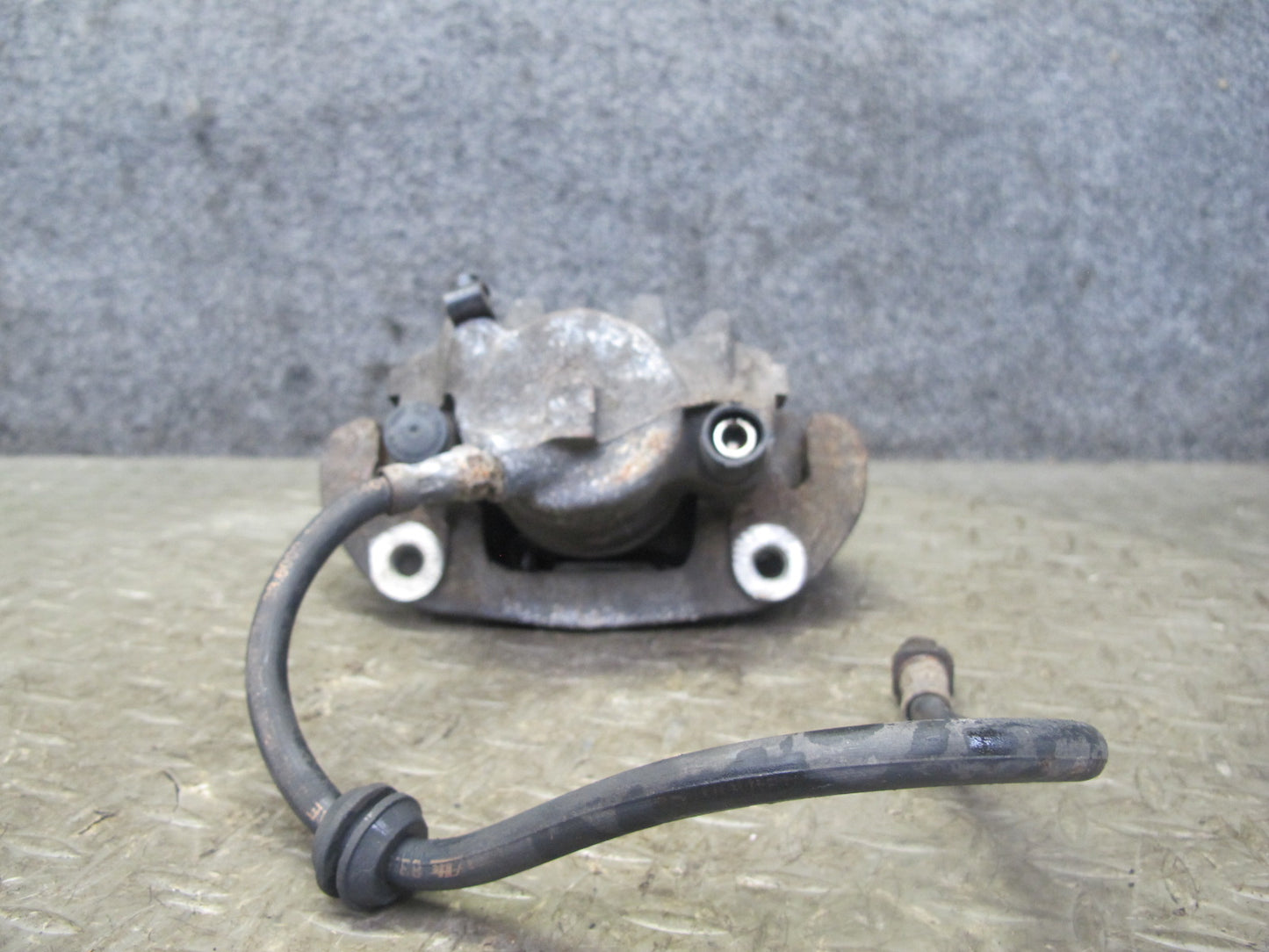 96-99 BMW E36/7 Z3 1.9L M44 Set of 2 Front Right & Left Brake Caliper OEM