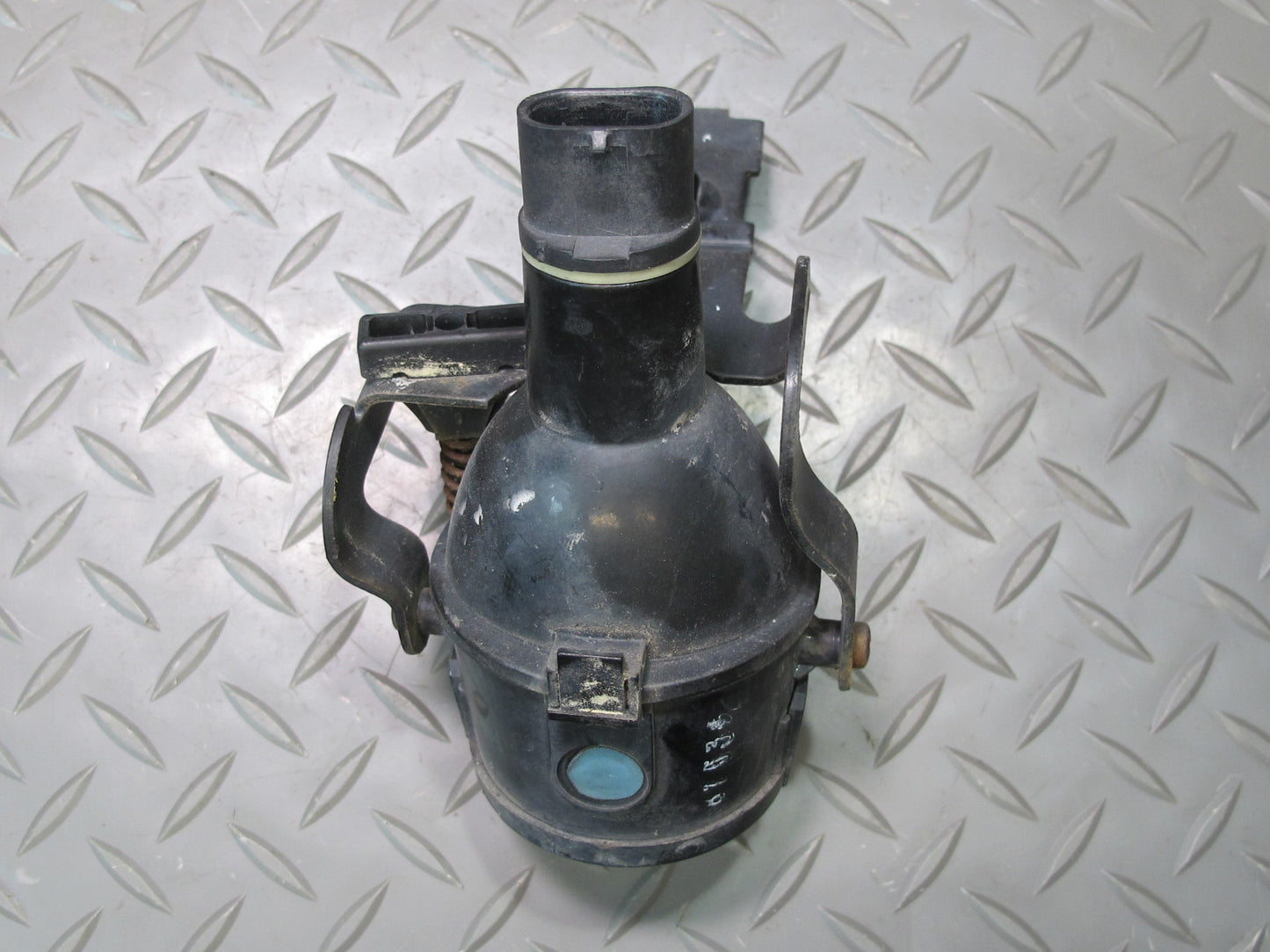 97-04 Chevrolet Corvette C5 Front Left Fog Light Lamp OEM