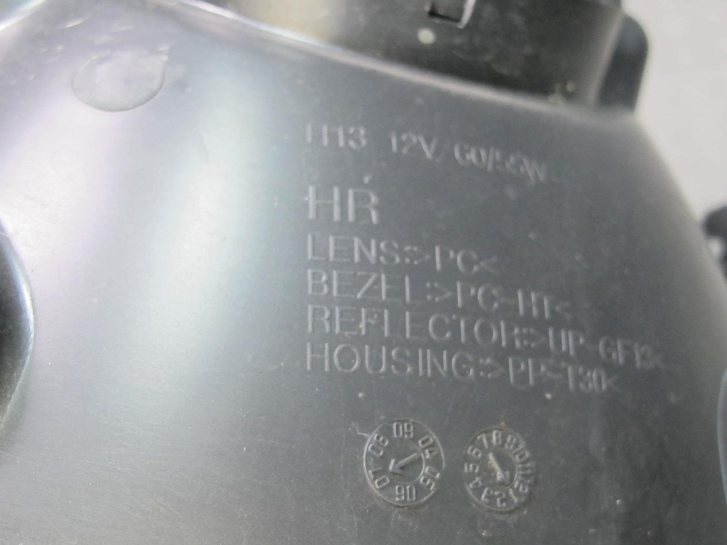 06-09 Pontiac Solstice Front Left Halogen Headlight Lamp 15885810 OEM