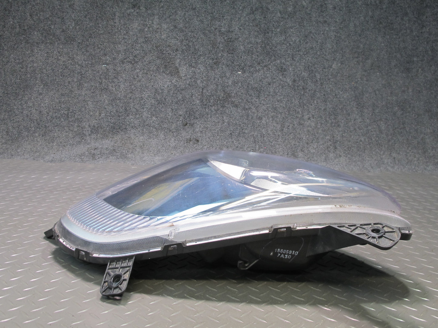 06-09 Pontiac Solstice Front Left Halogen Headlight Lamp 15885810 OEM