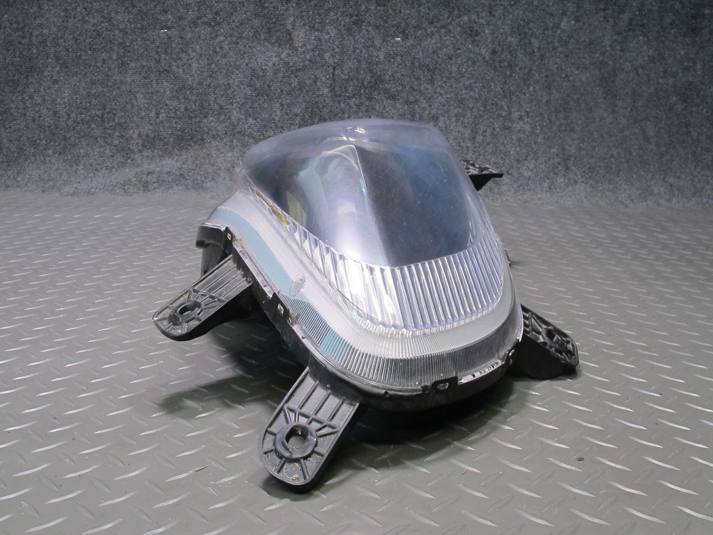 06-09 Pontiac Solstice Front Left Halogen Headlight Lamp 15885810 OEM