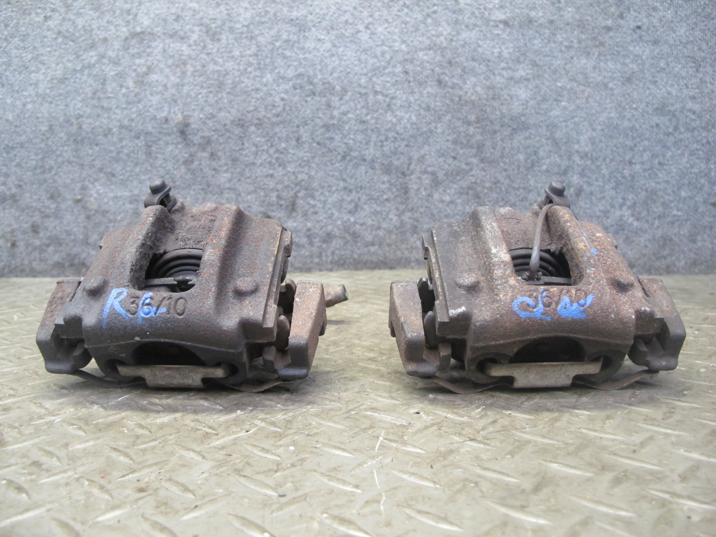 96-02 BMW E36/7 Z3 Set of 2 Rear Left & Right Brake Caliper OEM