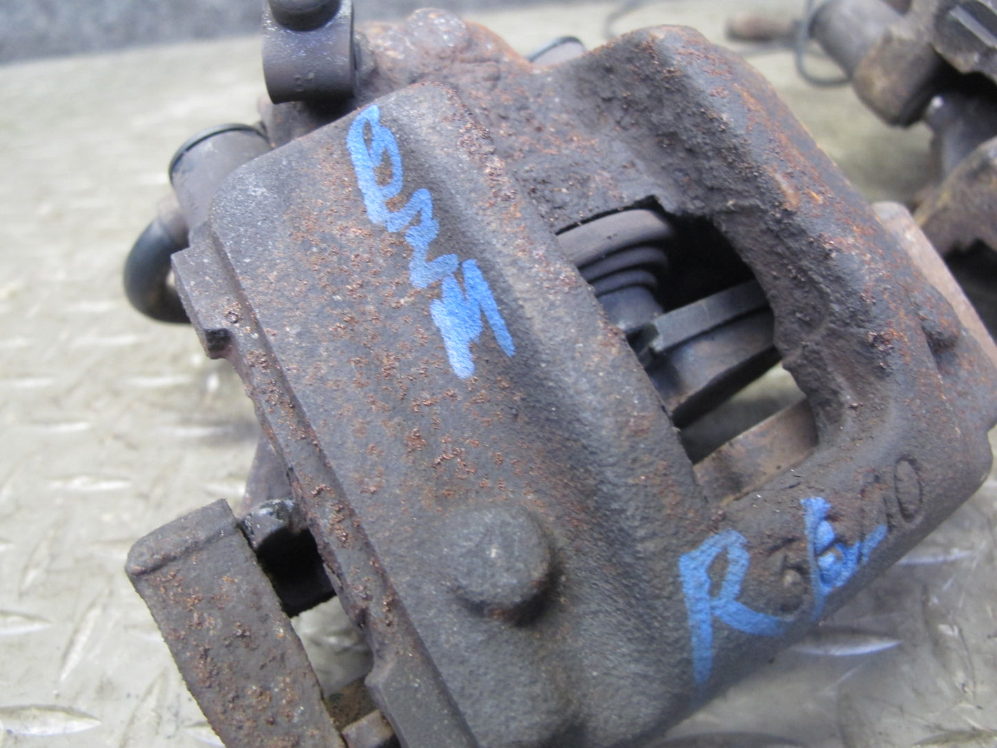 96-02 BMW E36/7 Z3 Set of 2 Rear Left & Right Brake Caliper OEM