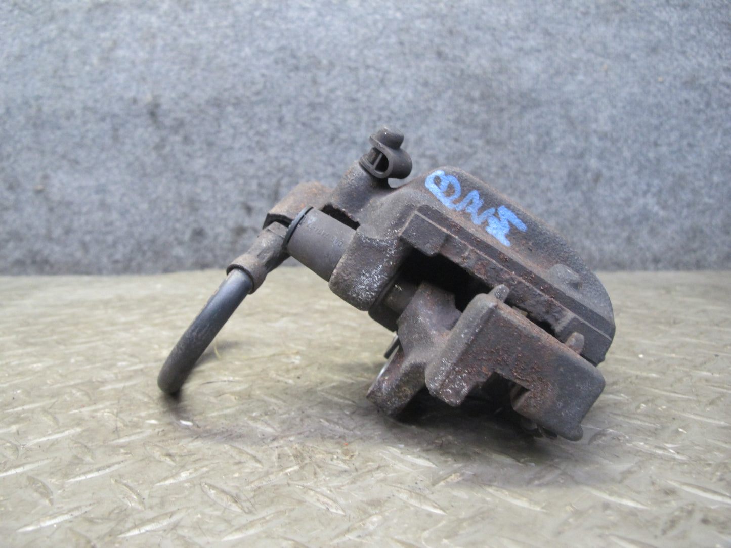 96-02 BMW E36/7 Z3 Set of 2 Rear Left & Right Brake Caliper OEM