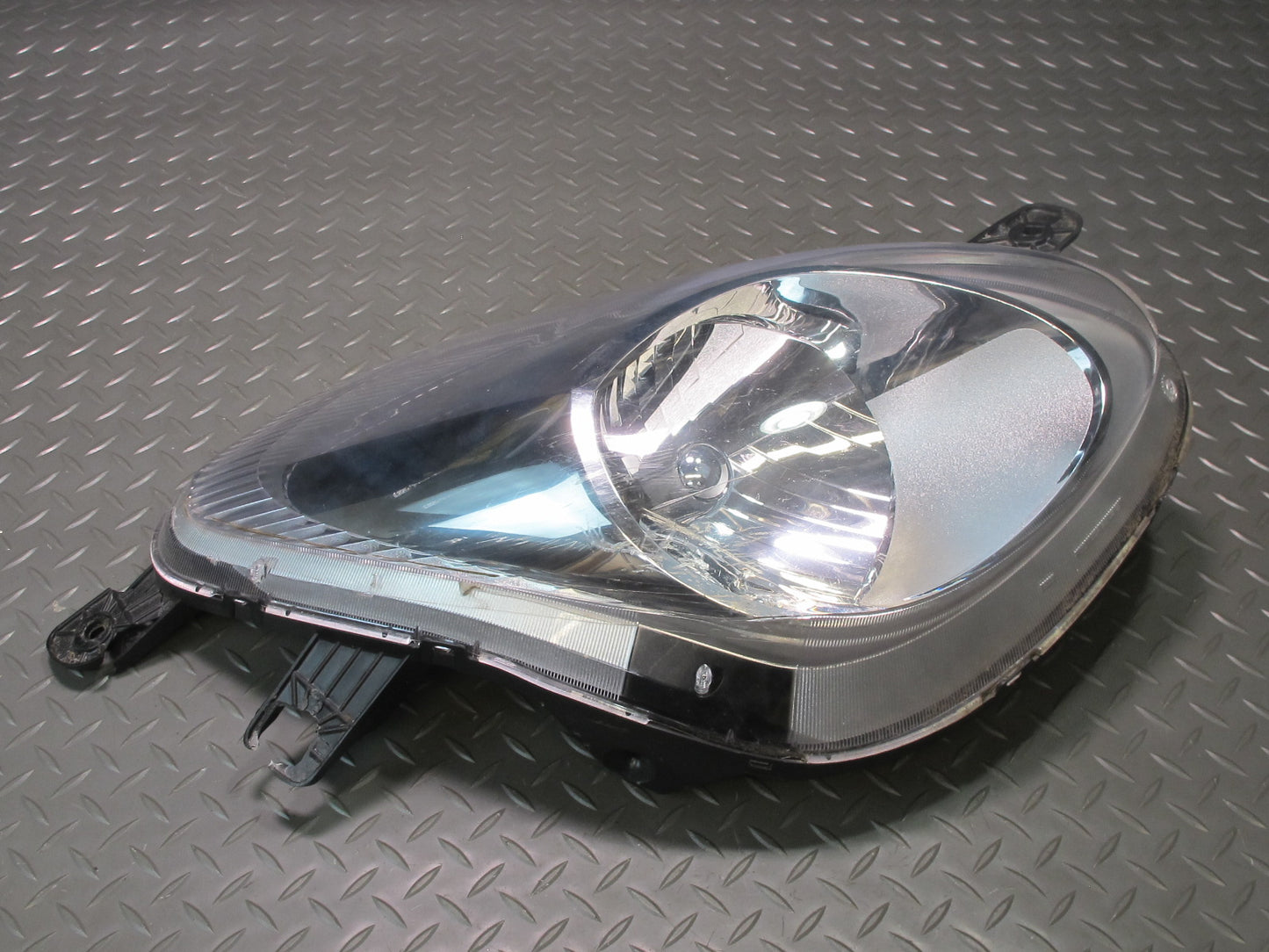 06-09 Pontiac Solstice Front Right Halogen Headlight Lamp 15885809 OEM