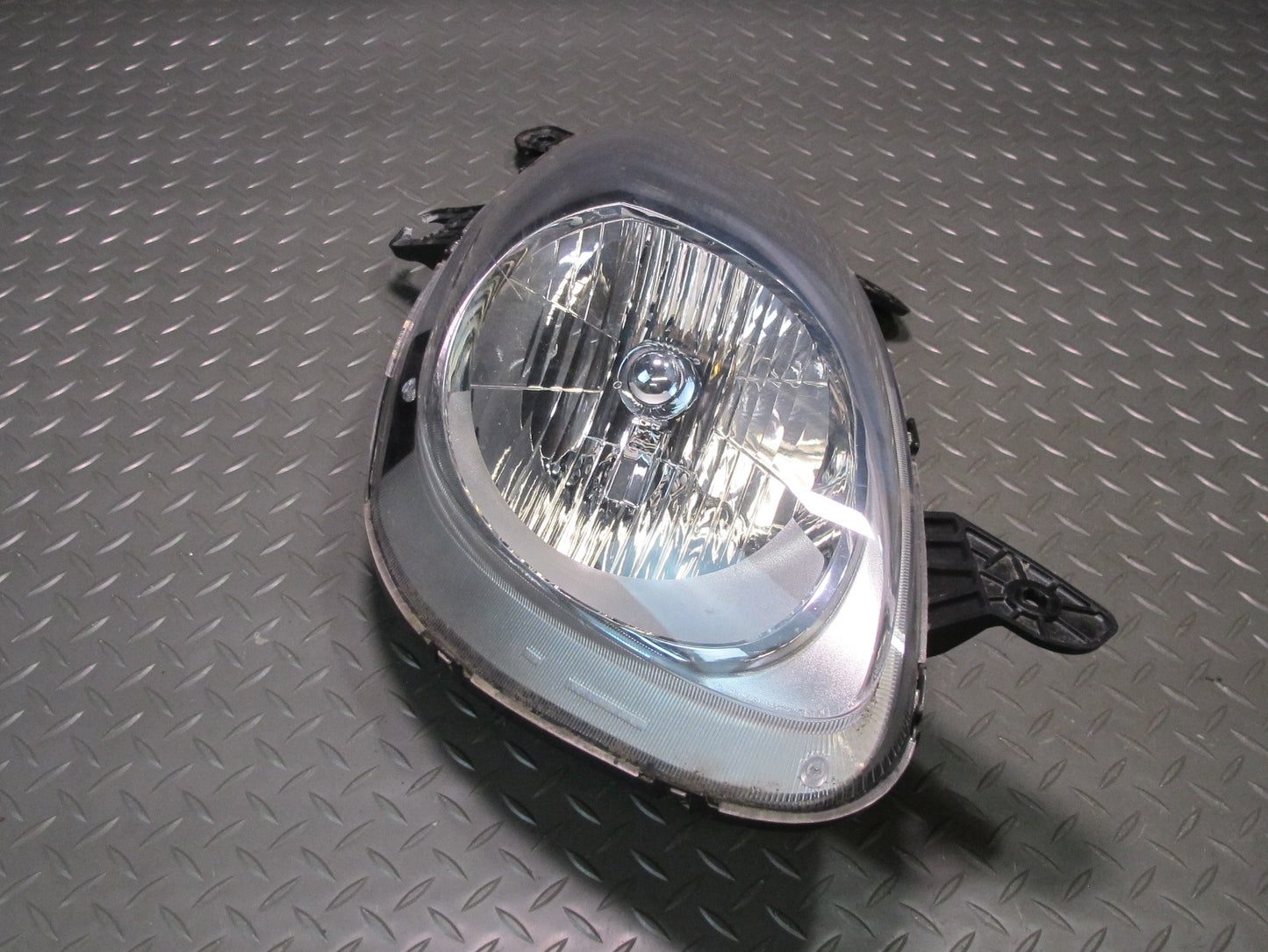 06-09 Pontiac Solstice Front Right Halogen Headlight Lamp 15885809 OEM