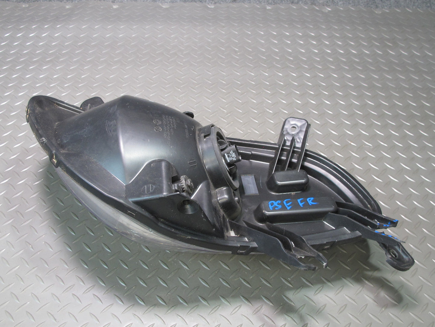 06-09 Pontiac Solstice Front Right Halogen Headlight Lamp 15885809 OEM