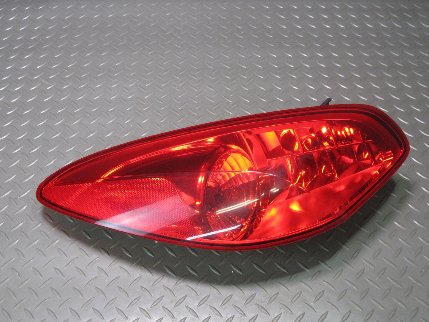 06-09 Pontiac Solstice Convertible Rear Left Tail Light Lamp OEM