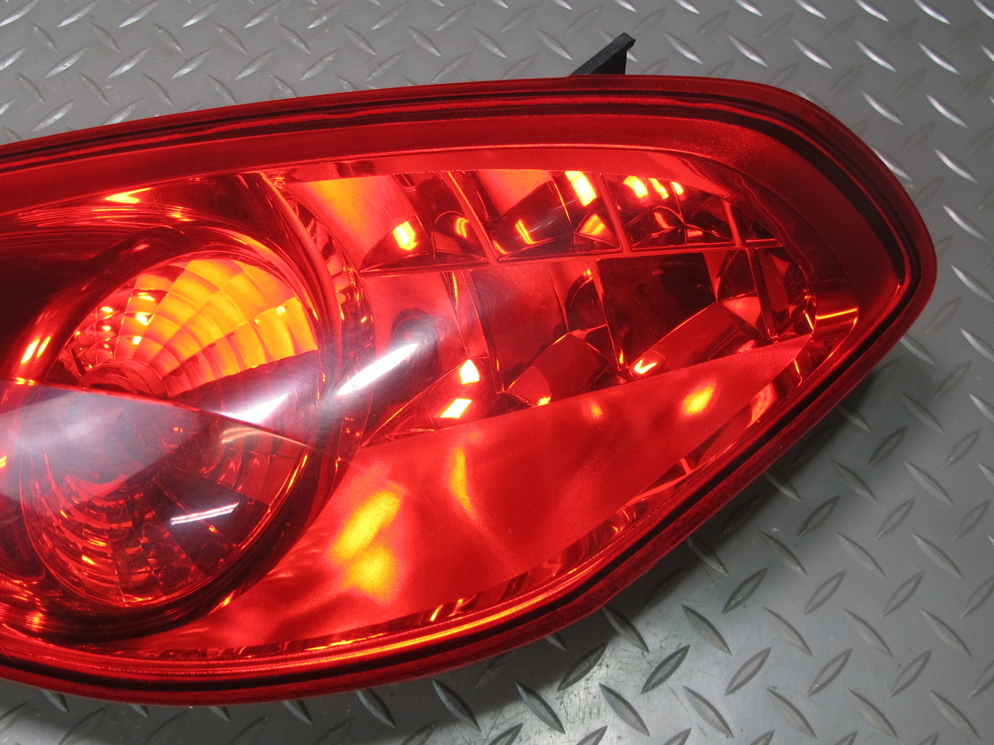 06-09 Pontiac Solstice Convertible Rear Left Tail Light Lamp OEM