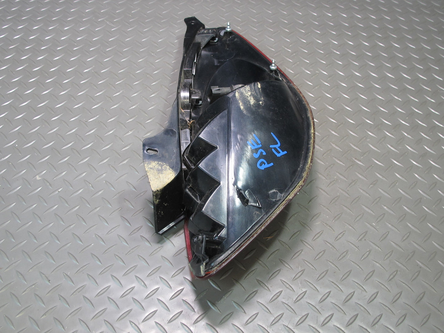 06-09 Pontiac Solstice Convertible Rear Left Tail Light Lamp OEM