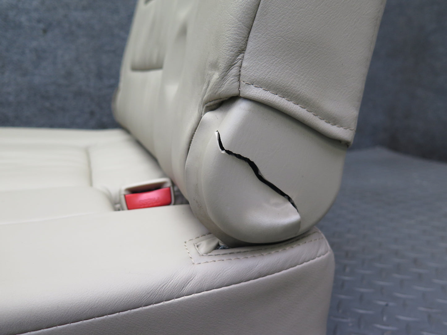 2006-2007 Lexus UZJ100L LX470 Rear Third 3RD ROW Left & Right Leather Seat Set