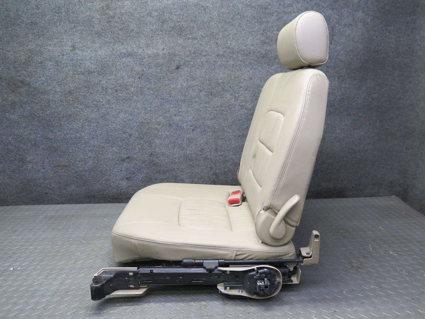 2006-2007 Lexus UZJ100L LX470 Rear Third 3RD ROW Left & Right Leather Seat Set