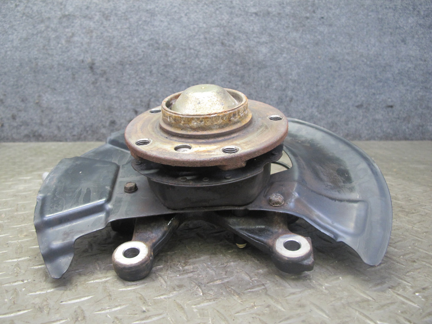 96-02 BMW E36/7 Z3 1.9L 2.5L 2.8L Front Left Spindle Knuckle Wheel Hub OEM