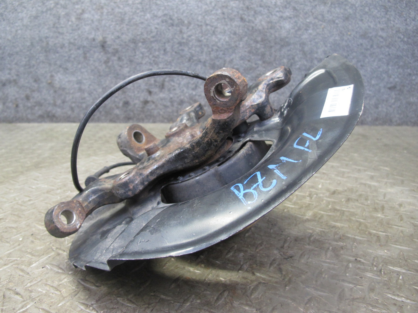 96-02 BMW E36/7 Z3 1.9L 2.5L 2.8L Front Left Spindle Knuckle Wheel Hub OEM