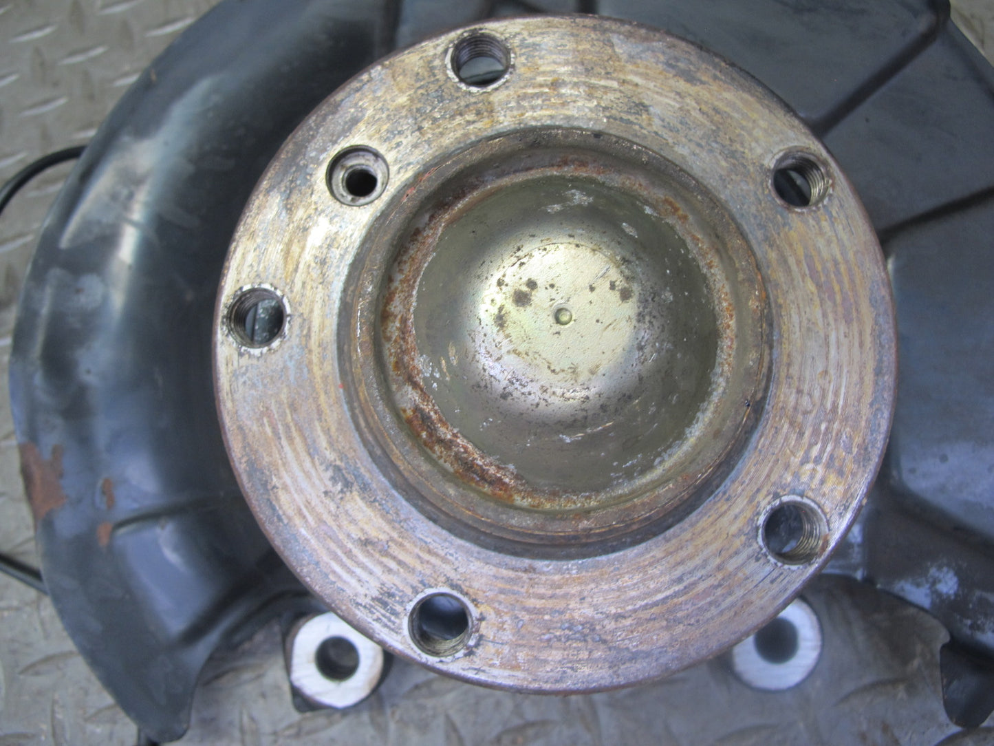 96-02 BMW E36/7 Z3 1.9L 2.5L 2.8L Front Right Spindle Knuckle Wheel Hub OEM