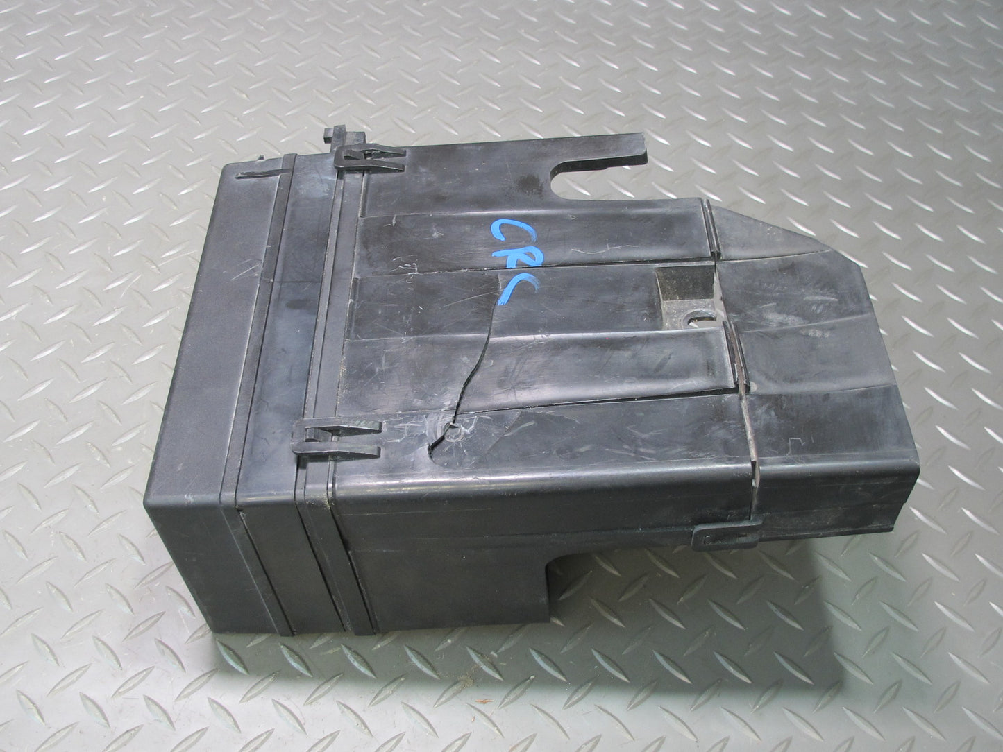 97-98 Chevrolet Corvette C5 Engine Bay Fuse Relay Box Module 12176979 OEM