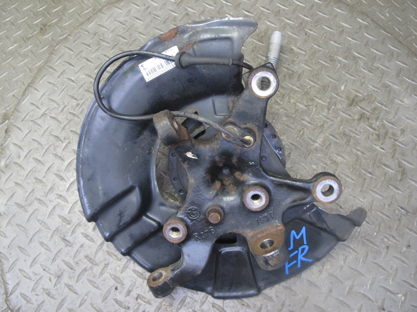 96-02 BMW E36/7 Z3 1.9L 2.5L 2.8L Front Right Spindle Knuckle Wheel Hub OEM