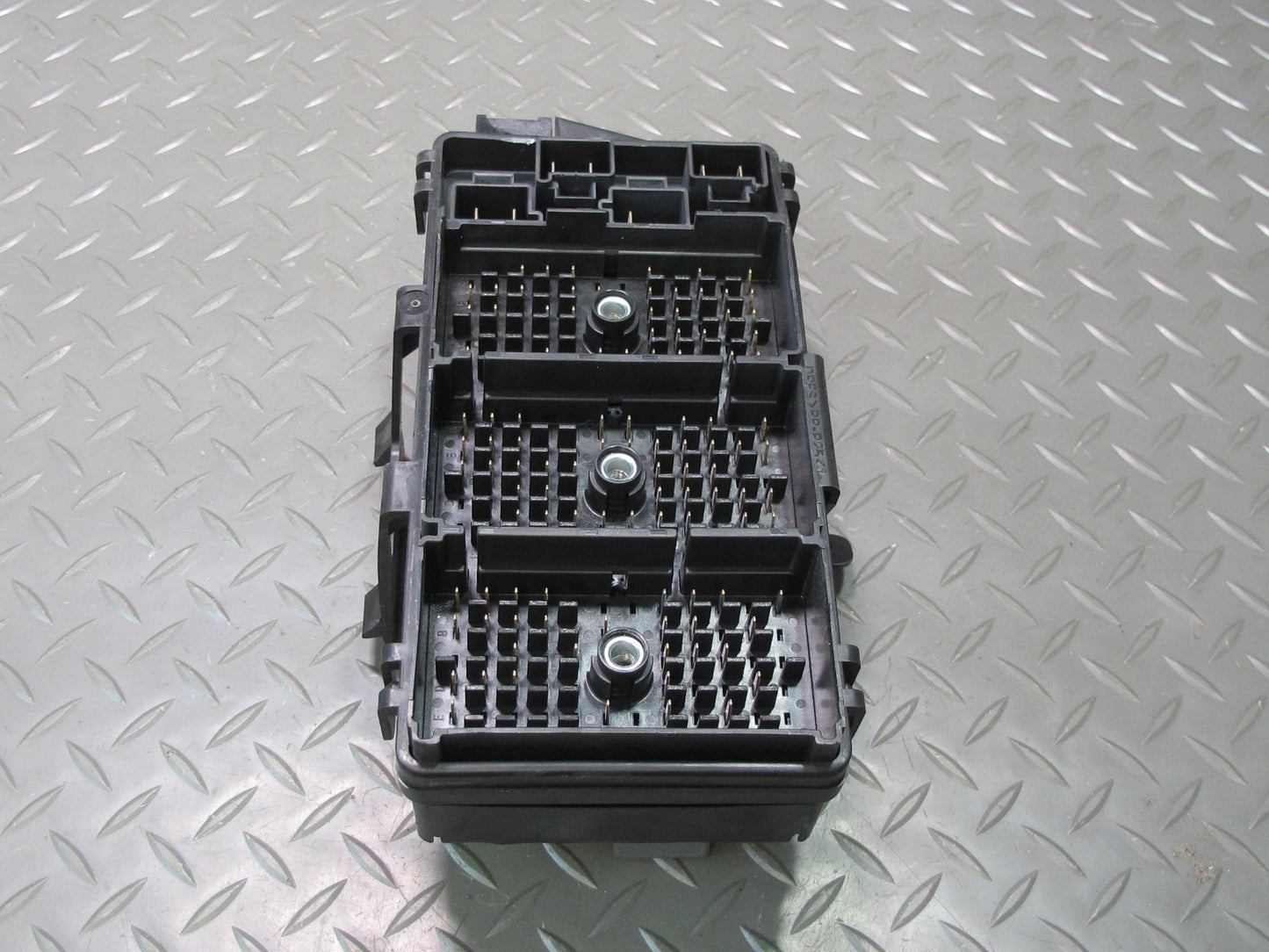 1998 Chevrolet Corvette C5 Coupe Interior Cabin Fuse Relay Box 12193837 OEM