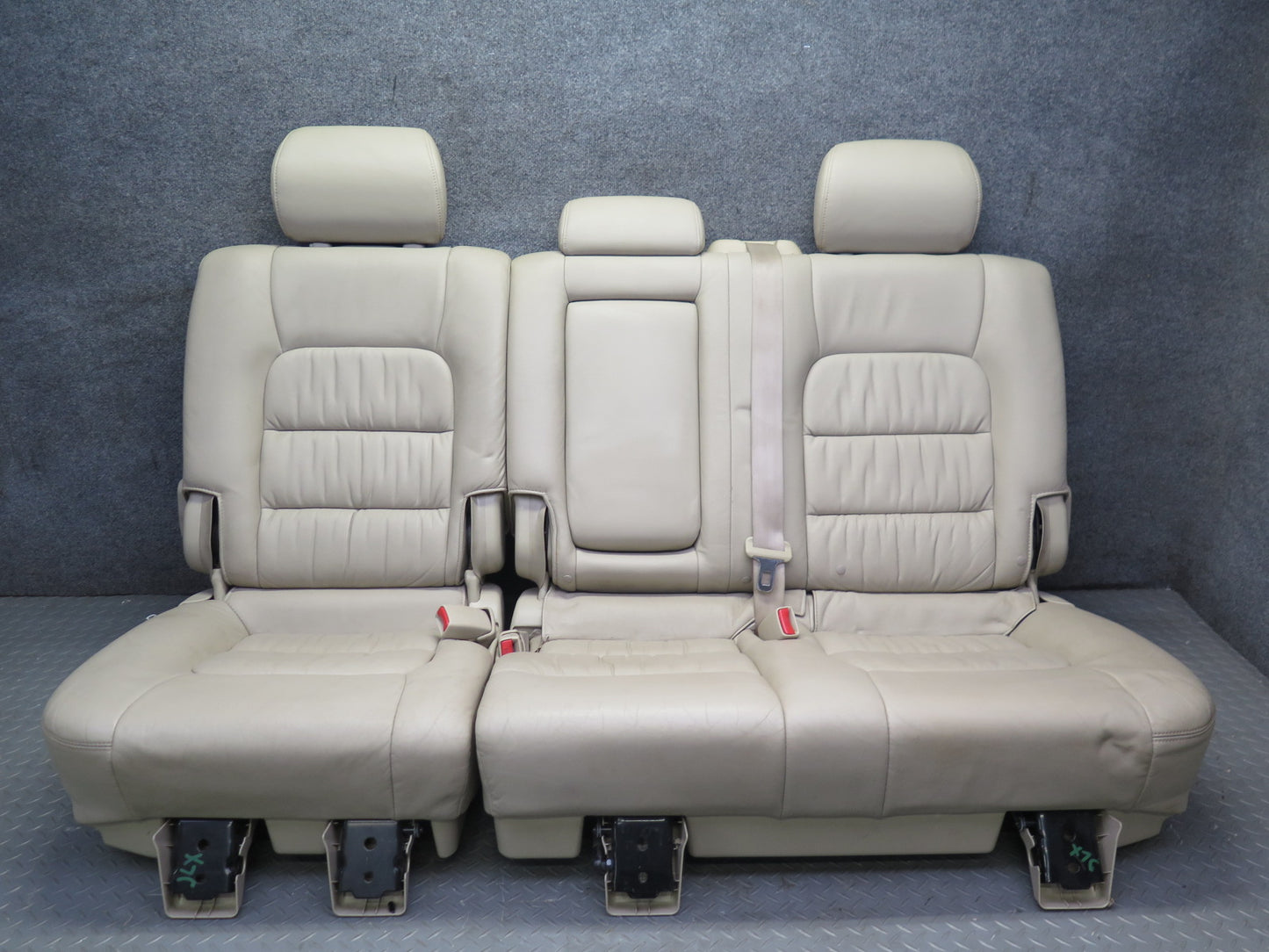 2006-2007 Lexus UZJ100L LX470 Rear Second 2ND ROW Left & Right Leather Seat Set