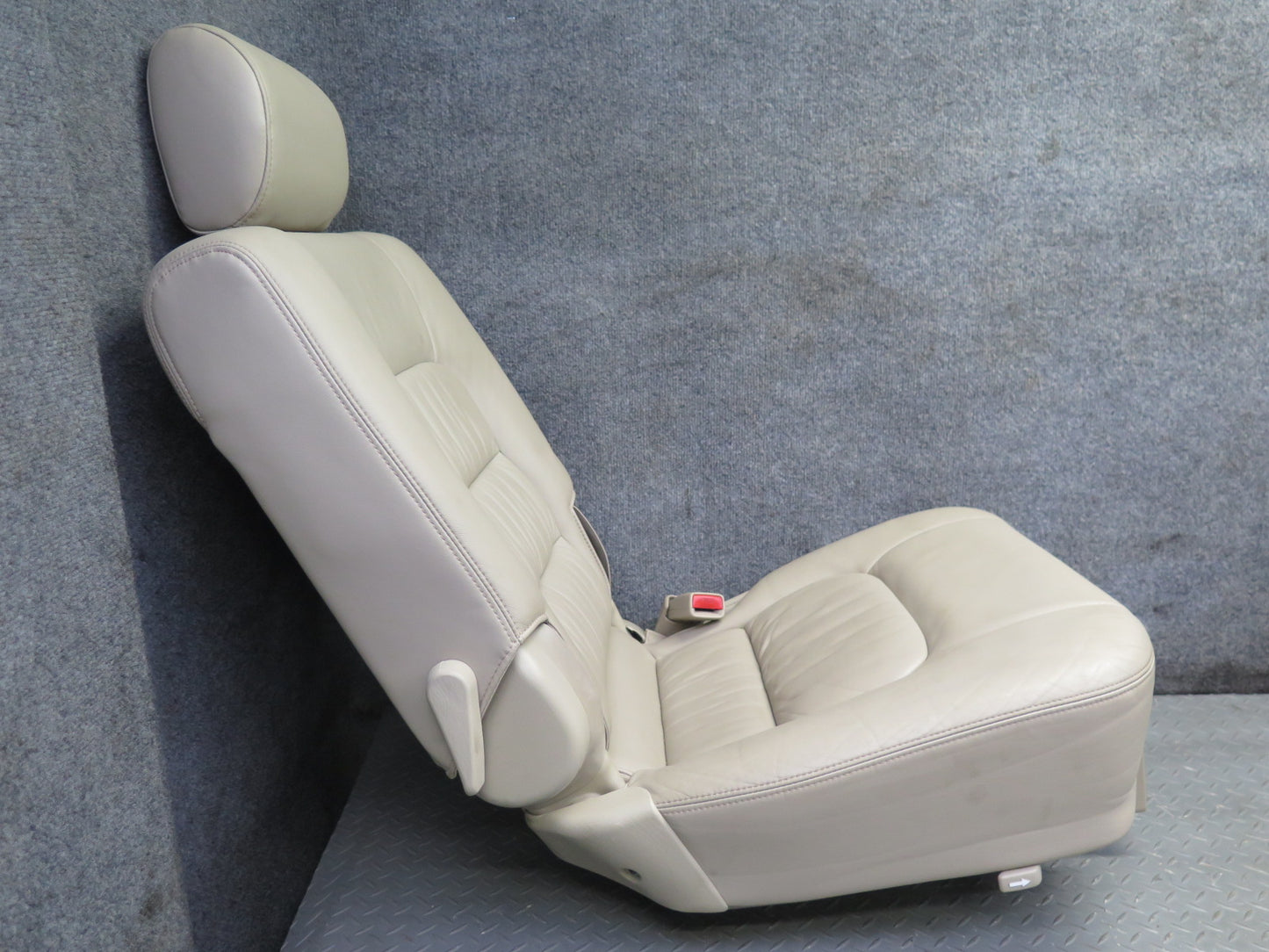 2006-2007 Lexus UZJ100L LX470 Rear Second 2ND ROW Left & Right Leather Seat Set