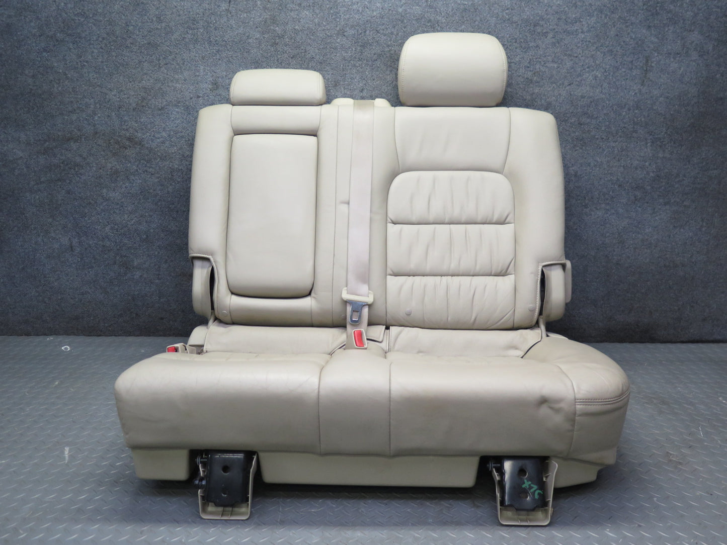 2006-2007 Lexus UZJ100L LX470 Rear Second 2ND ROW Left & Right Leather Seat Set